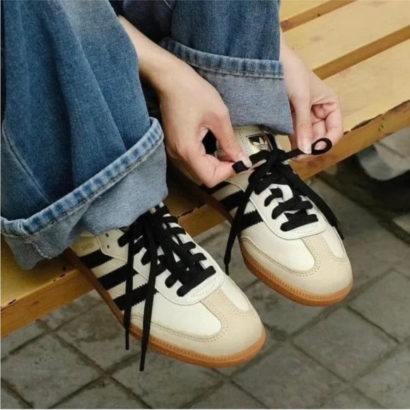 NEW IN BOX Adidas Samba OG Sand Strata women’s size 9 / men’s size 7 - Picture 16 of 16